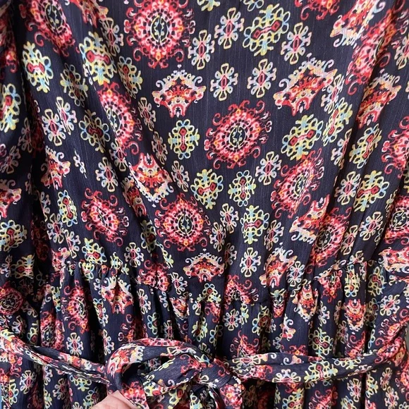 Socialite large strappy dress with belt NWOT - Picture 2 of 4